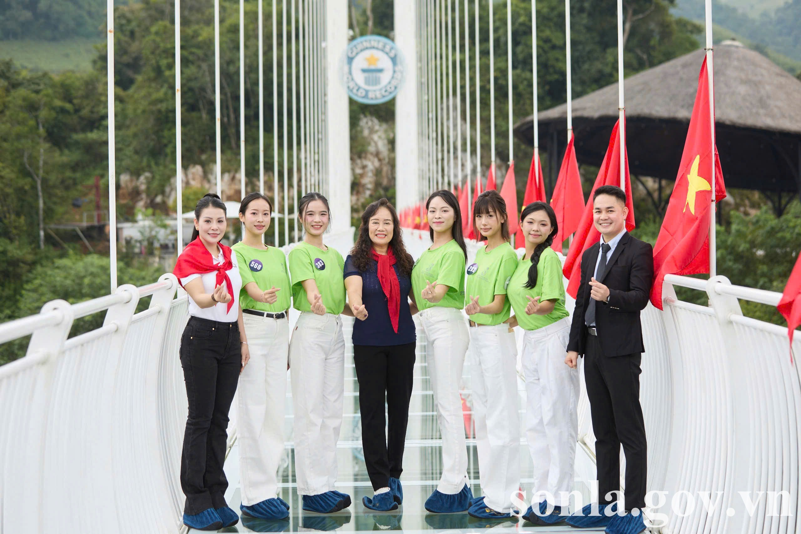 anh tin bai